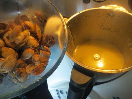 Espaguetis con almejas