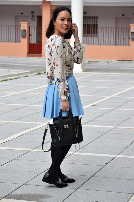 Outfit | Floral shirt & pastel skirt
