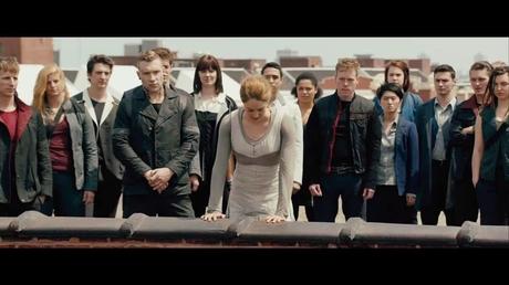 120 Screen Caps del trailer final de Divergente