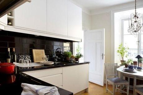 mini pisos decoración estilo nórdico clásico vintage decoración y diseño nórdico decoración para los mas mayores decoración interiores espacios pequeños cocinas blancas pequeñas blog decoración nórdica 