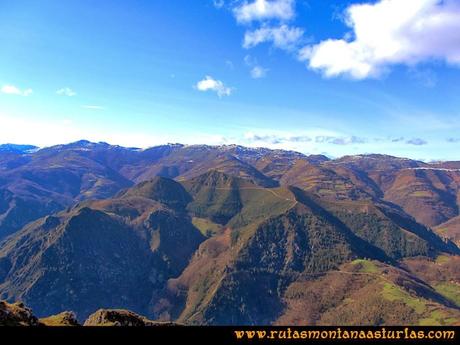 Rutas Montaña Asturias: Cimas Puertos Maravio