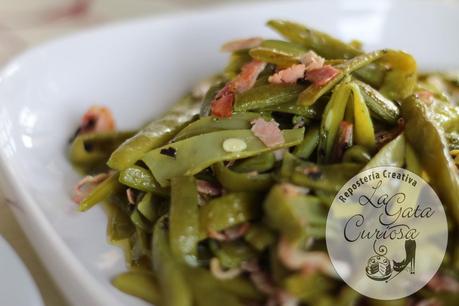 JUDIAS VERDES CON BACON AL PERFUME DE ROMERO