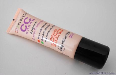 Mirada intensa y piel de seda con Bourjois