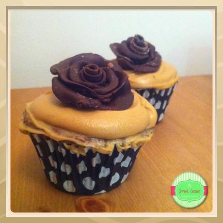 Cupcakes Garrapiñados con caramelo y Chocolate moldeado