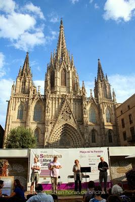 BARCELONA Y UNA HISTORIA DE PASIÓN POR LOS LIBROS BARCELONA Y UNA HISTORIA DE PASIÓN POR LOS LIBROS
