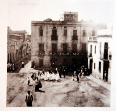 POR EL NÚCLEO ANTIGUO DEL BARRIO DE SARRIÀ