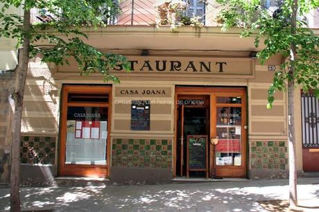 POR EL NÚCLEO ANTIGUO DEL BARRIO DE SARRIÀ