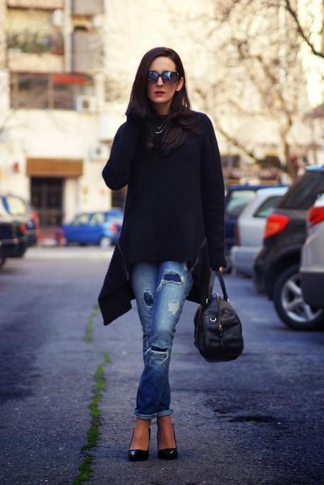 BLACK JUMPERJumper: FrontRowShop , Jeans: Pull&Bear, ...