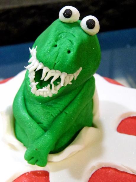 TARTA DINOSAURIO