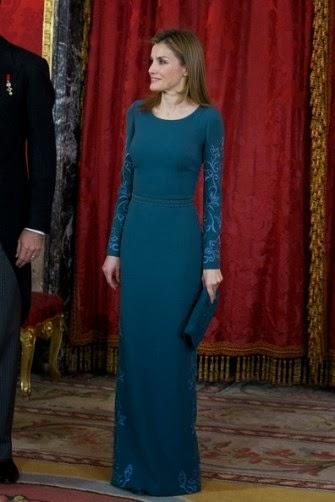 Letizia,  de Felipe Varela, en la Recepción al Cuerpo Diplomático 2014.