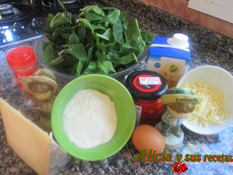 RAVIOLI DE ESPINACAS EN SALSA DE PIQUILLOS