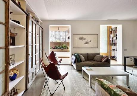 Gustau Gili recupera con maestría un clásico entresuelo del Ensanche barcelonés. Gustau Gili recupera con maestría un clásico entresuelo del Ensanche barcelonés.