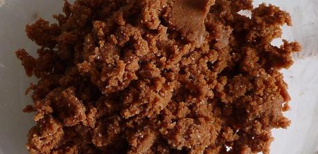 Pastel alemán de manzana cubierto de streusel