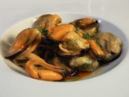 MEJILLONES CON SALSA PICANTE