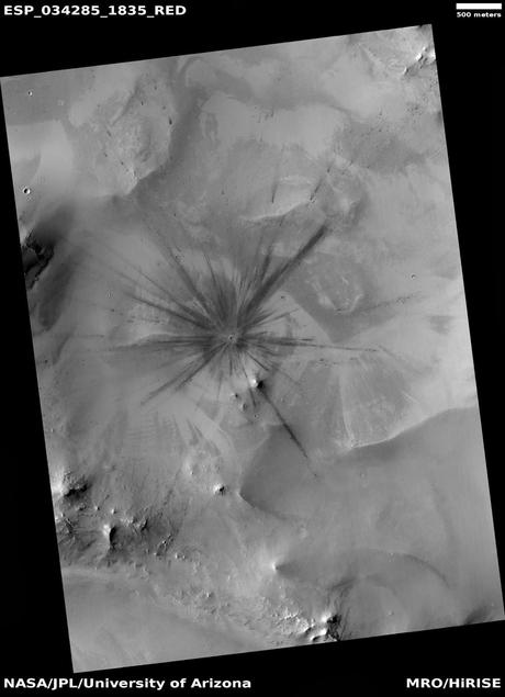 Nuevo cráter en Marte