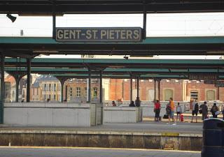 GANTE EN LA REGION DE FLANDES... O GANTE EN RECONSTRUCCION... GANTE EN LA REGION DE FLANDES... O GANTE EN RECONSTRUCCION...