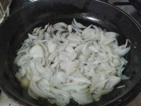 Empanada de atún con masa de vino y aceite