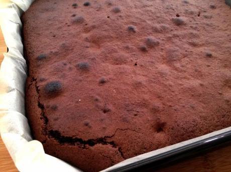 recetas postres fáciles y rápidos recetas modernas chocolate recetas delikatissen recetas chocolate fáciles y rápidas receta de pastel de chocolate jugoso Fudge brownie con almendras brownie intenso de chocolate negro con nueces almendras blog recetas postres nórdicos americanos 