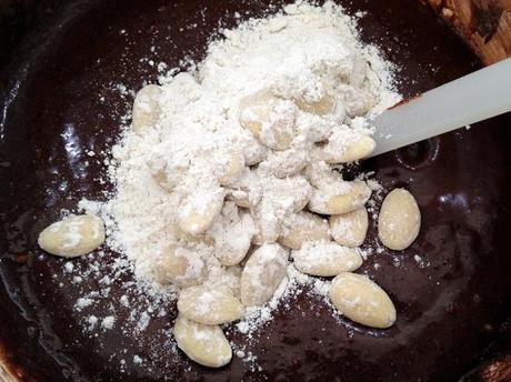 recetas postres fáciles y rápidos recetas modernas chocolate recetas delikatissen recetas chocolate fáciles y rápidas receta de pastel de chocolate jugoso Fudge brownie con almendras brownie intenso de chocolate negro con nueces almendras blog recetas postres nórdicos americanos 