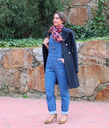 De nuevo... look con peto.