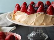Pavlova frutas rojas auténtica