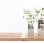 Hello. Un brick de agua