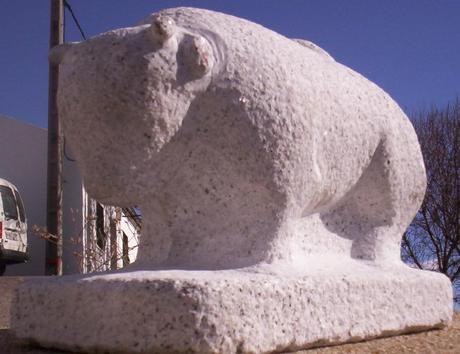 ESCULTURA (TORO)