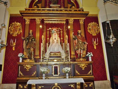 La Iglesia de San Ildefonso (12): el retablo de la Hermandad de los Satres.