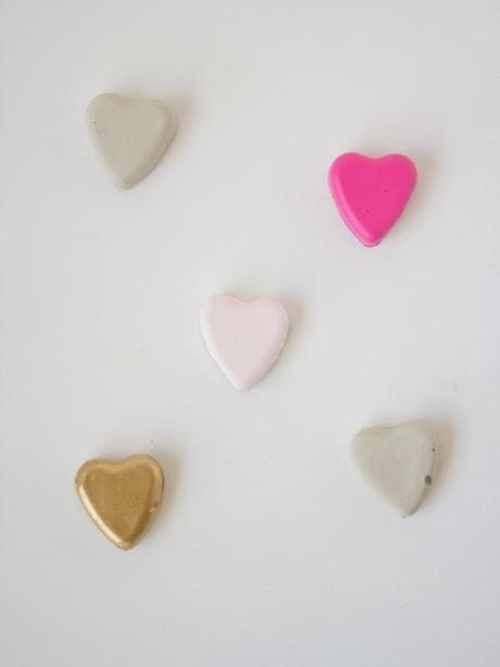 DIY.........CORAZONES DE CEMENTO PARA SAN VALENTIN