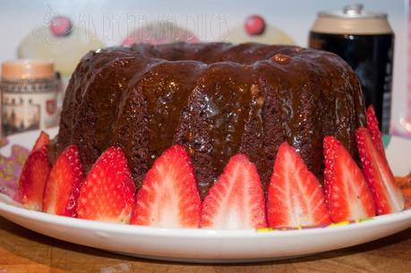 BUNDT CAKE DE CERVEZA NEGRA Y GLASEADO DE CARAMELO