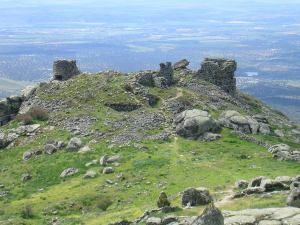 Monumentos en la Sierra de San Vicente (Toledo)