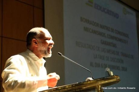 ADP advierte de plan privatizar Educación.