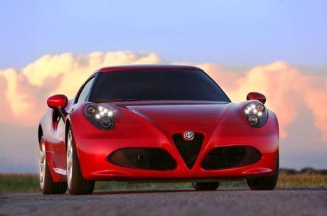 Comienza la comercialización del Alfa Romeo 4C