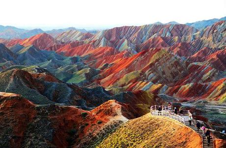 ALGUNOS LUGARES MUY CURIOSOS DEL PLANETA TIERRA