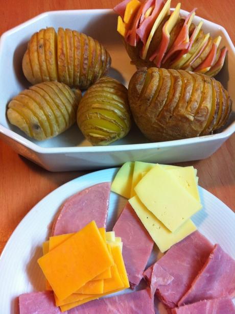 Patatas Rellenas De Jamón Y Cheddar