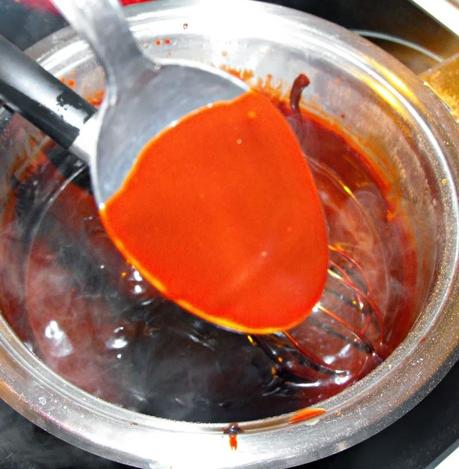 Mousse de chocolate con cobertura brillante