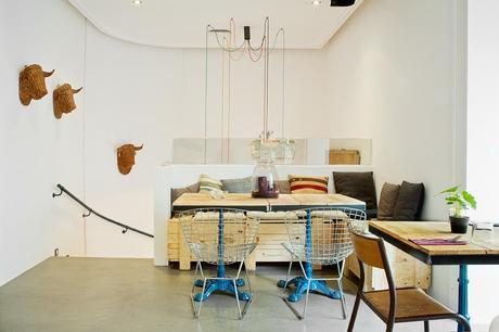 Mr Frank.Lugar natural y urban con decoracion low cost