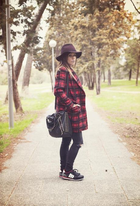 street style barbara crespo eleven paris tshirt freaky fashion blogger outfit street style barbara crespo eleven paris tshirt freaky fashion blogger outfit