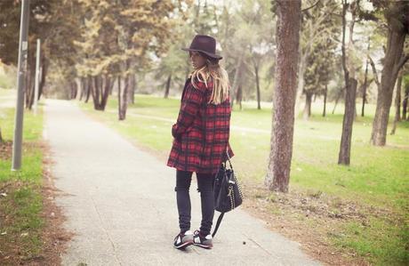 street style barbara crespo eleven paris tshirt freaky fashion blogger outfit street style barbara crespo eleven paris tshirt freaky fashion blogger outfit