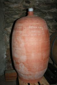 Enoturismo en el Priorat (I): Celler Devinssi el anfora de vino dulce