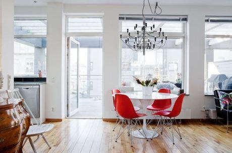 Ático moderno con amplia terraza muebles de diseño estilo nórdico escandinavo diseño de exteriores terrazas decoración interiores pequeños decoración diseño áticos decoración de salones nórdicos cocinas blancas modernas blog decoración de interiores Ático moderno con amplia terraza