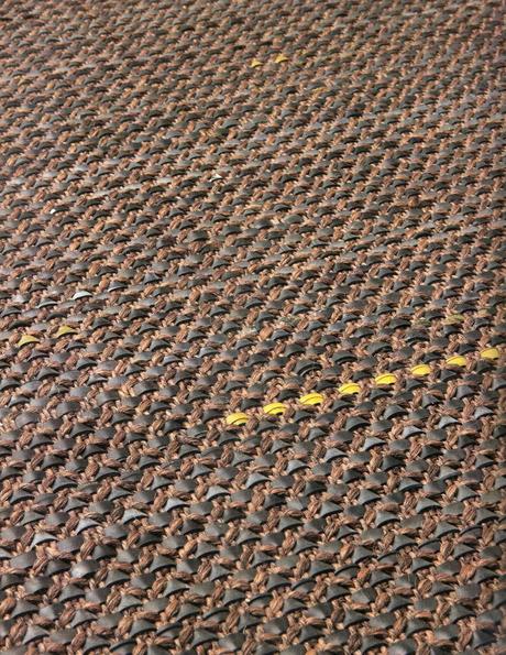 ALFOMBRAS CON MATERIALES RECICLADOS.