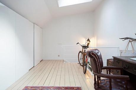 Una vieja casa en Suecia, adaptada a la vida moderna