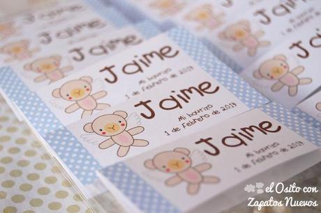 bautizo osito amigurumi agujón regalo detalle packaging broche