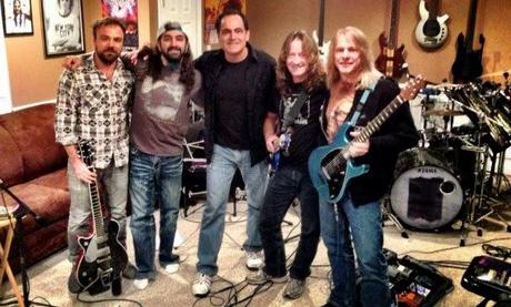 STEVE MORSE ADELANTA QUE LO NUEVO DE FLYING COLORS ESTÁ TOMANDO FORMA