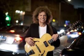 Pat Metheny gana el Goya a la mejor música por Vivir con los ojos cerrados.