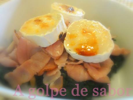 Ensalada de queso de cabra caramelizado