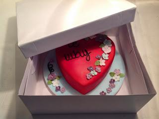 TARTA CORAZÓN AMOROSO