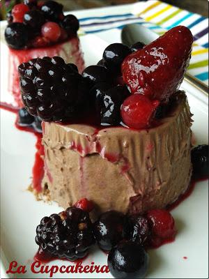 Panna cotta con frutos rojos