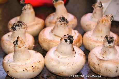 CHAMPIÑONES RELLENOS DE TRES FORMAS, CON ATUN, CON POLLO Y CON VERDURAS